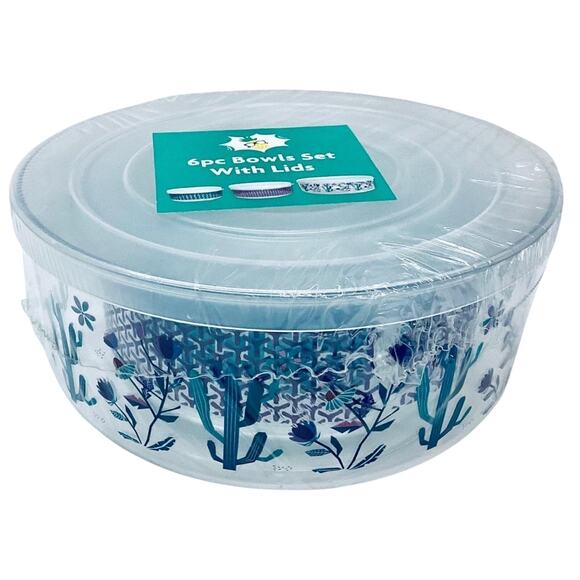Set of Plastic Storage Bowls - Picture 1 of 3